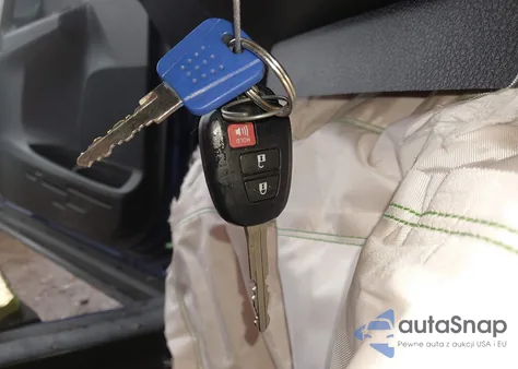 2015 Toyota Rav4 Xle from USA, damaged, VIN 2T3RFREV7FW377329